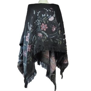 Vero Moda Floral Cape